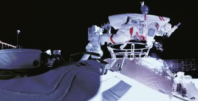 神舟十八号计划于4月下旬发射(图8)